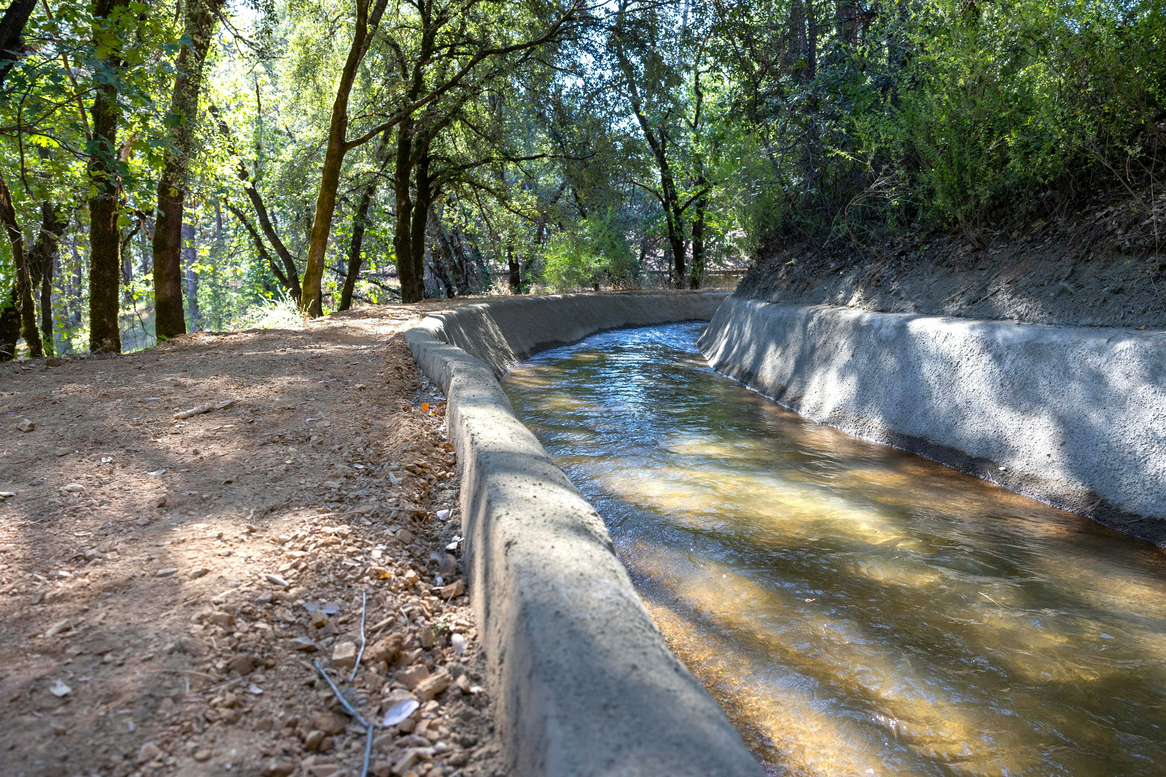 Newly gunite-lined section of the Boardman Canal